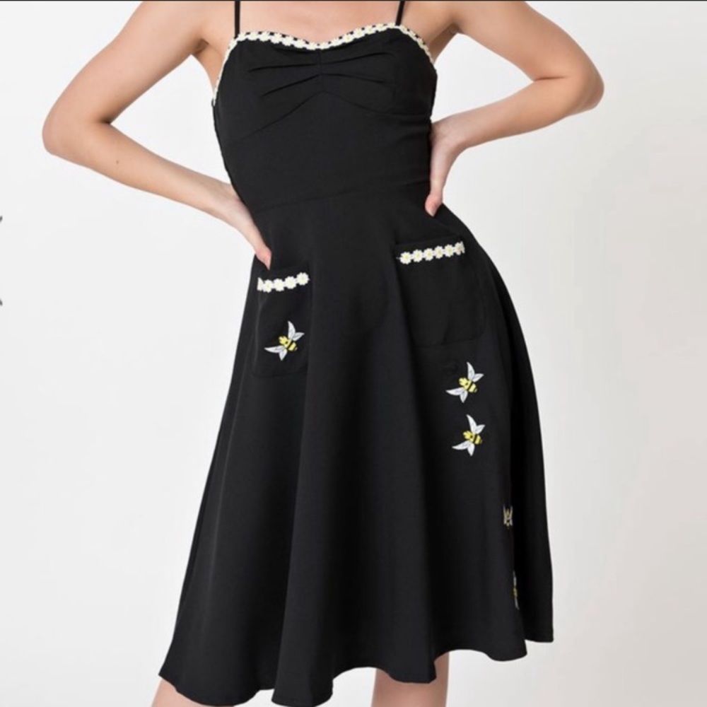 Voodoo Vixen Bee Dress 🐝